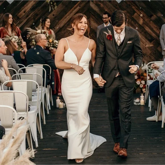 Theia couture bruna wedding gown dress plunge neck open back